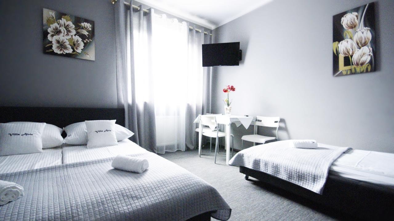 Villa Alris Bialystok Luaran gambar