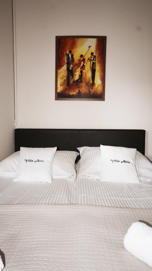 Villa Alris Bialystok Luaran gambar