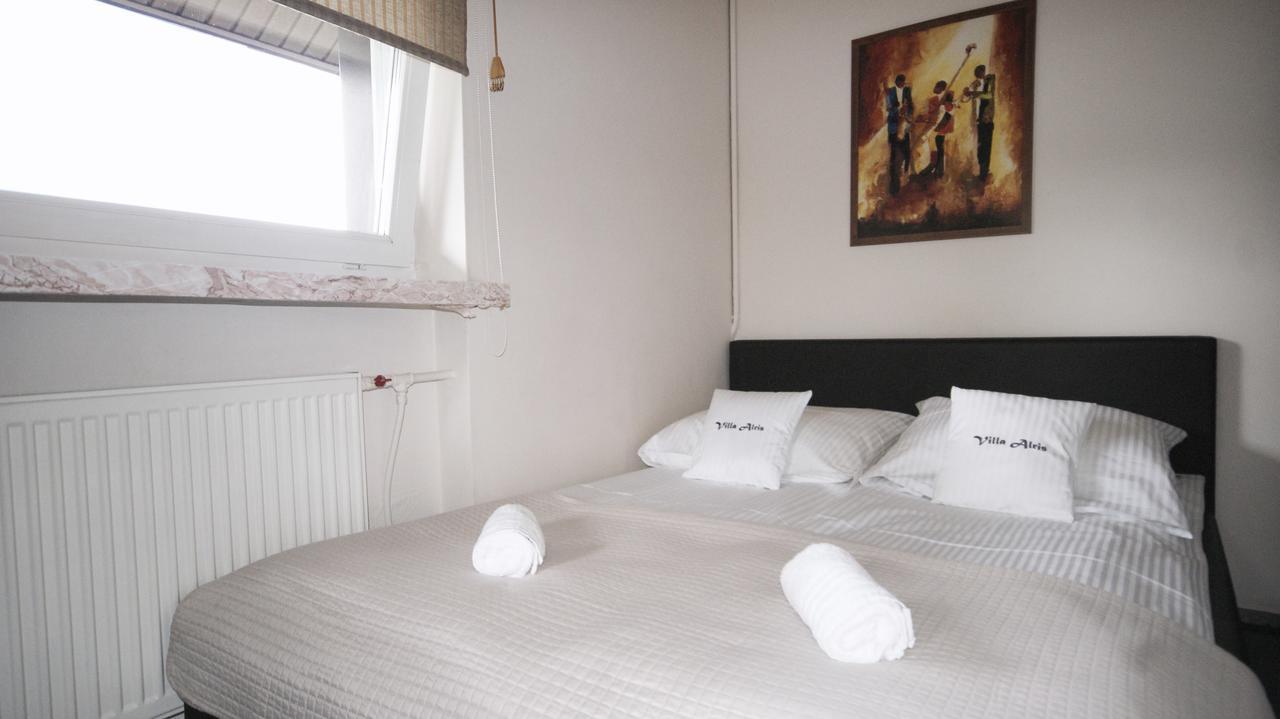 Villa Alris Bialystok Luaran gambar